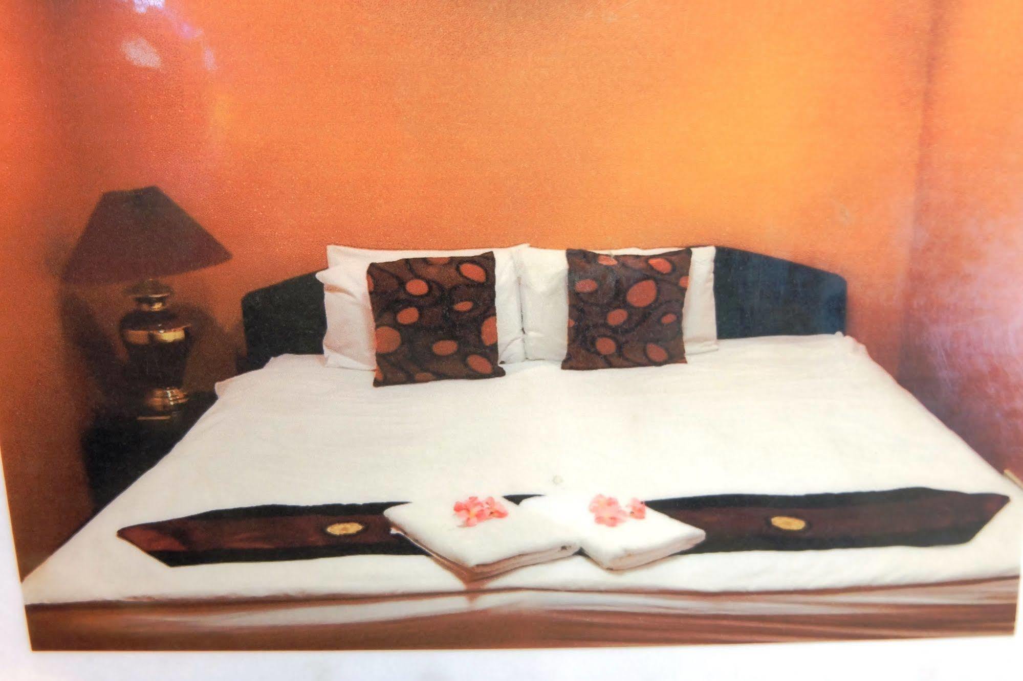 China Guest Inn Bangkok Dış mekan fotoğraf